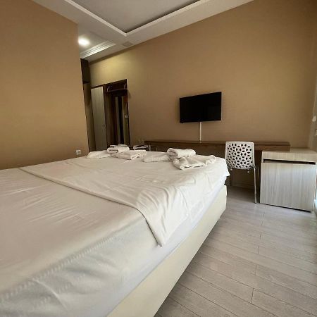 Hotel Dunav Tutrakan Екстериор снимка